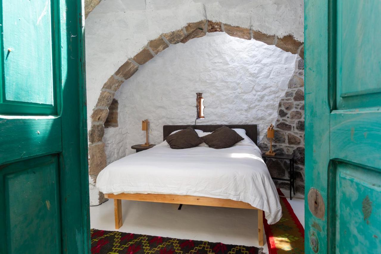 My Old Stone House In A 2 000 Sqm Private Garden With Fab Glamping Tent Mandraki  Exterior photo